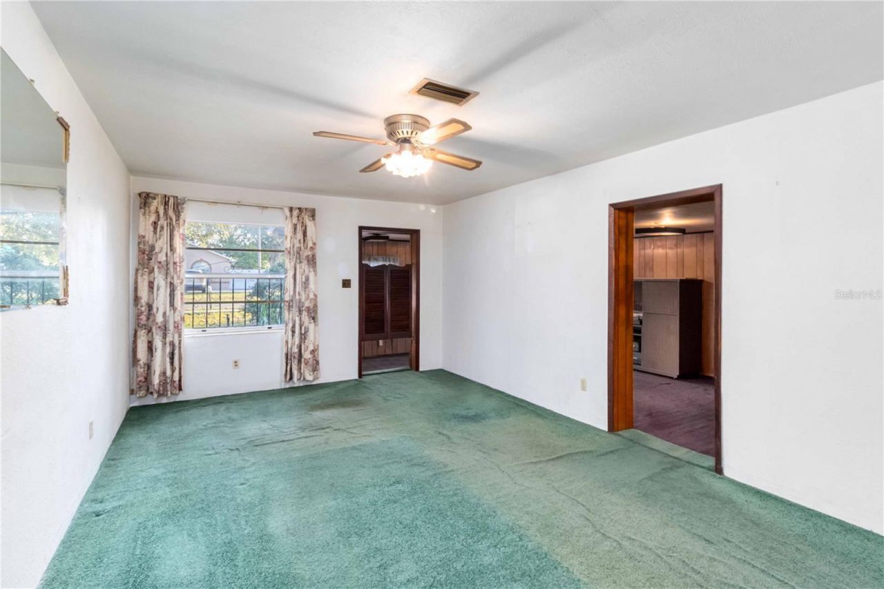 2529 W Crest Avenue, Tampa, FL 33614 Photo