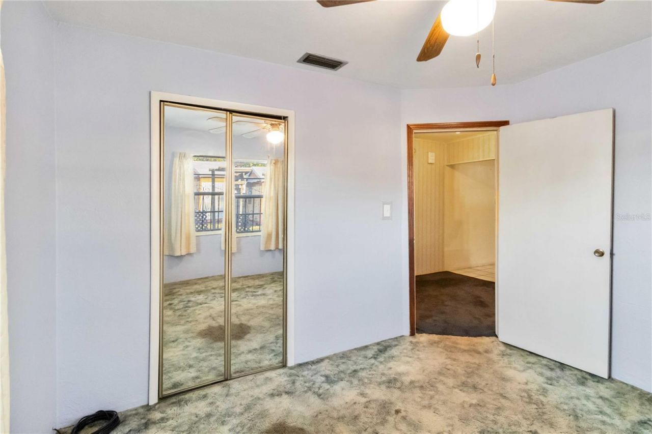 2529 W Crest Avenue, Tampa, FL 33614 Photo