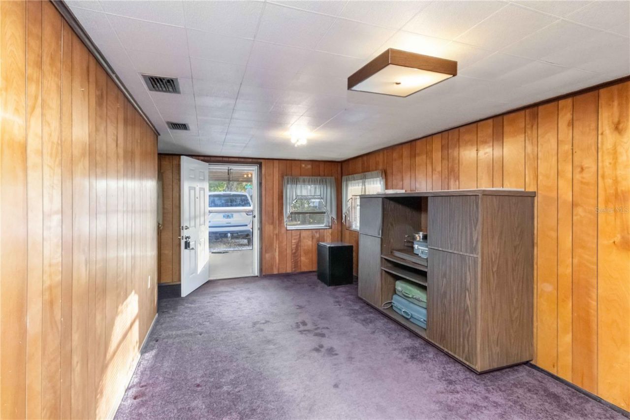 2529 W Crest Avenue, Tampa, FL 33614 Photo