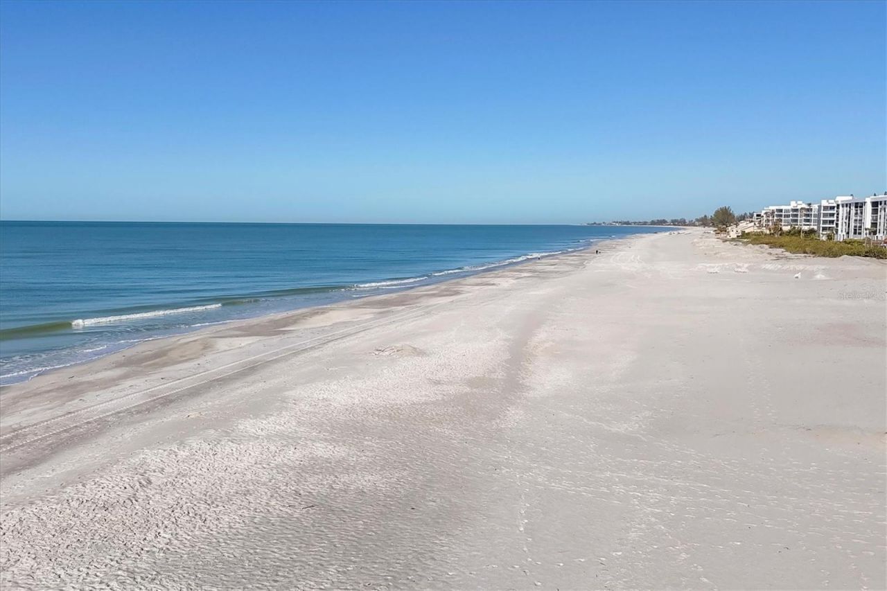 527 Sutton Place, Longboat Key, FL 34228 Photo