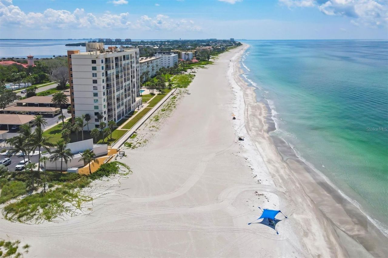 527 Sutton Place, Longboat Key, FL 34228 Photo