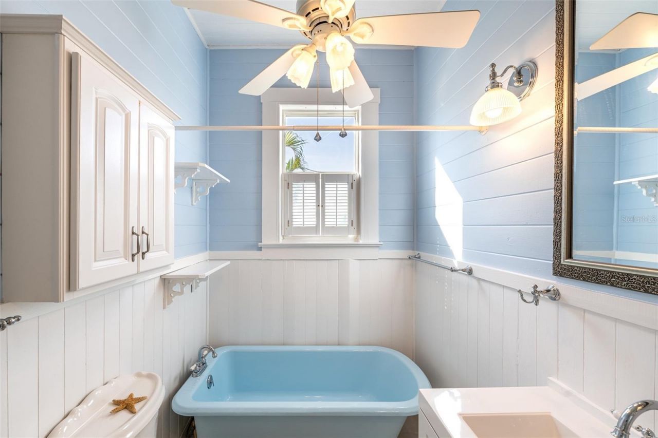 12007 45th Avenue W, Cortez, FL 34215 Photo