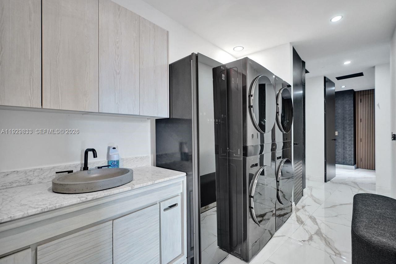 3300 NE 188th St, Unit 210, Aventura, FL 33180 Photo