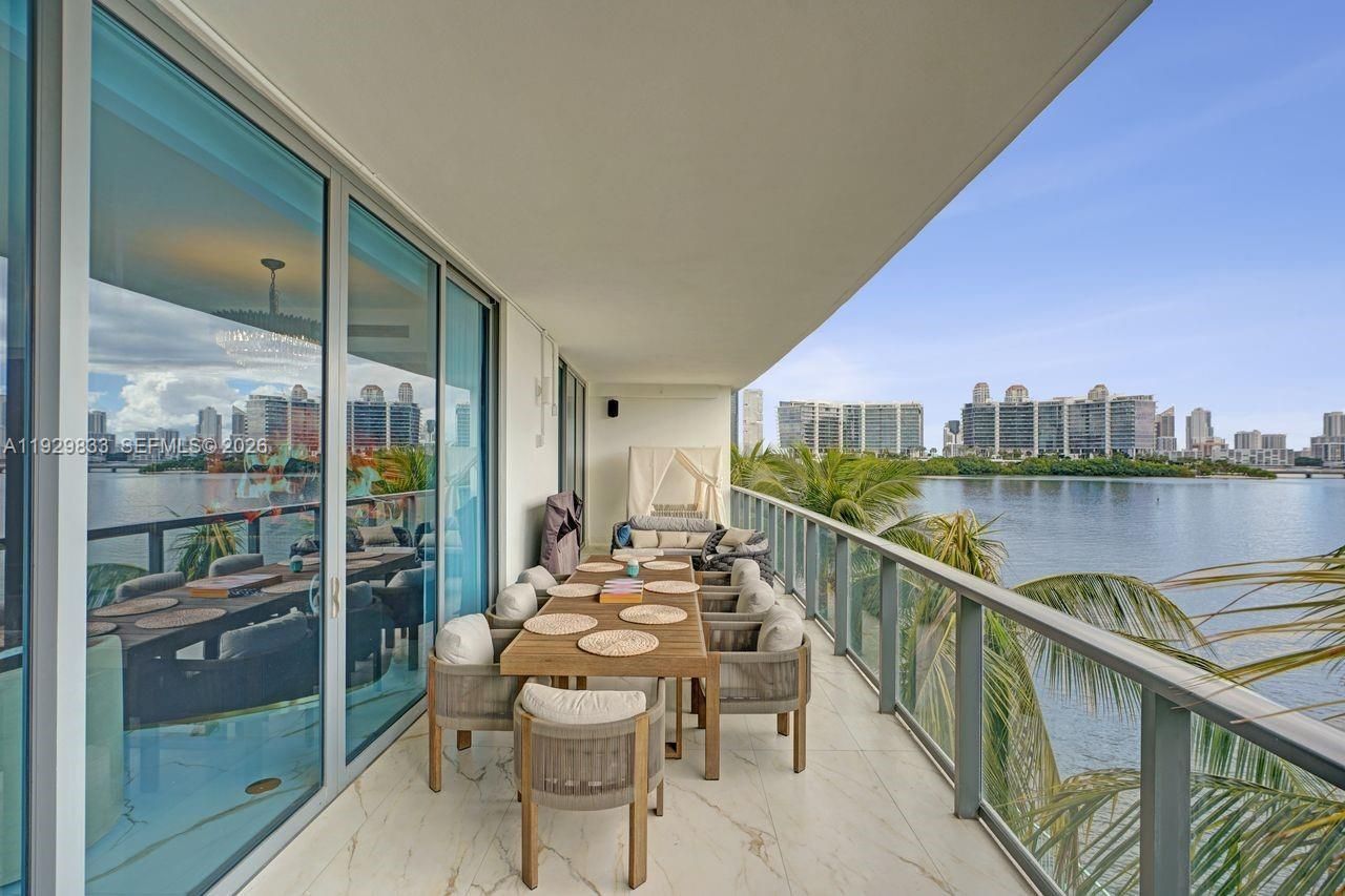 3300 NE 188th St, Unit 210, Aventura, FL 33180 Photo