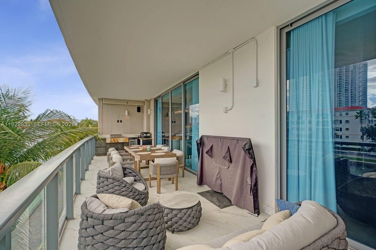 3300 NE 188th St, Unit 210, Aventura, FL 33180 Photo