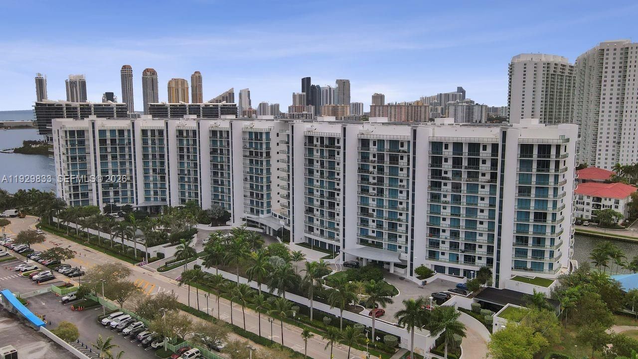 3300 NE 188th St, Unit 210, Aventura, FL 33180 Photo