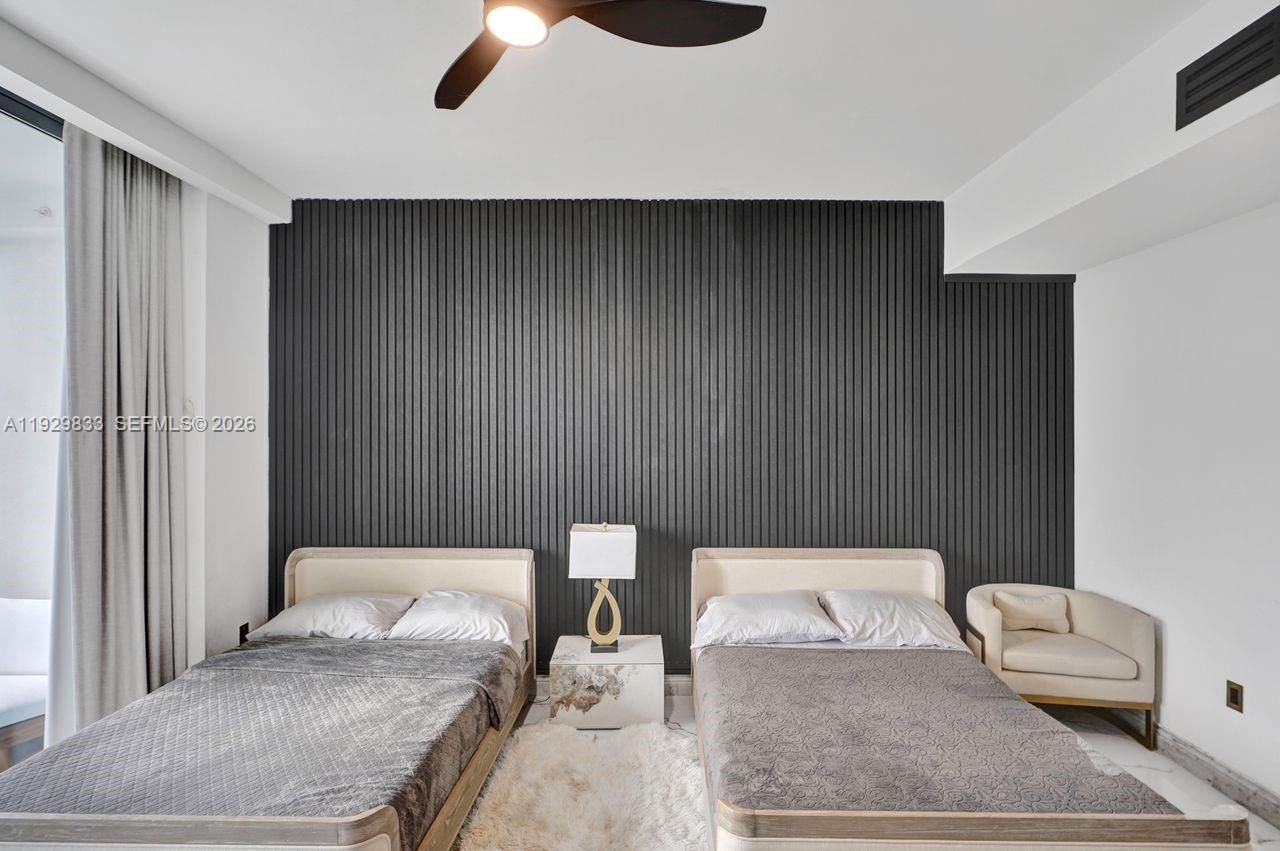 3300 NE 188th St, Unit 210, Aventura, FL 33180 Photo