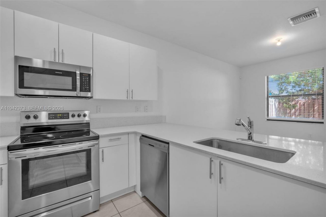 11869 SW 246th Ter, Homestead, FL 33032 Photo
