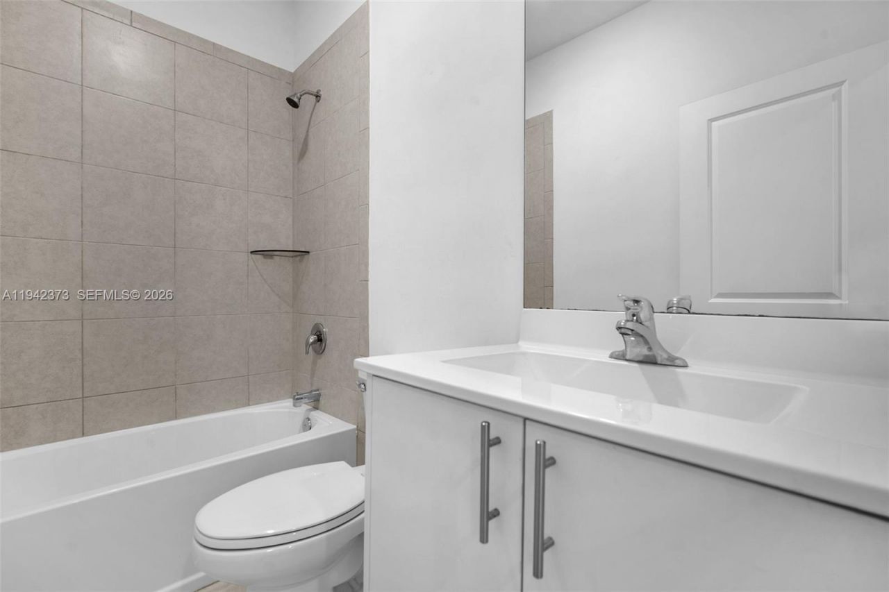 11869 SW 246th Ter, Homestead, FL 33032 Photo