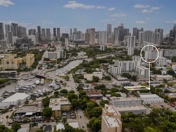 818 NW 3rd St, Miami, FL 33128