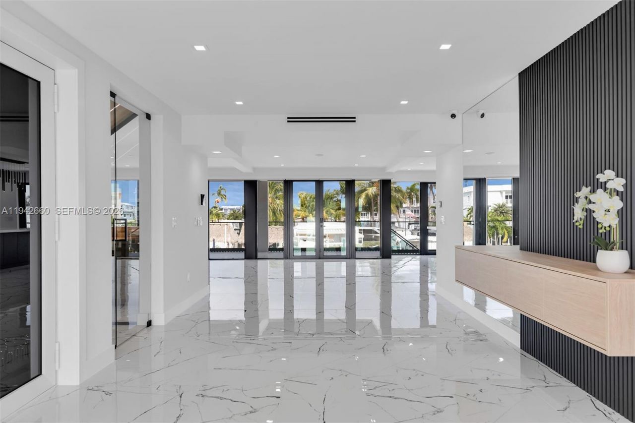 141 Grassy Rd , Key Largo, FL 33037 Photo