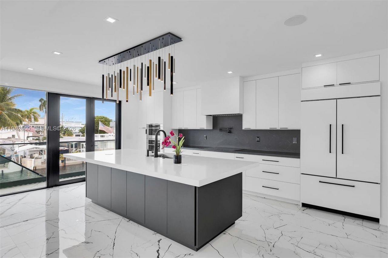 141 Grassy Rd , Key Largo, FL 33037 Photo