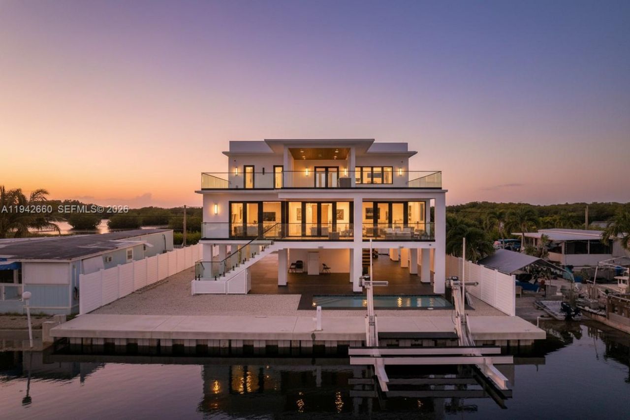 141 Grassy Rd , Key Largo, FL 33037 Photo