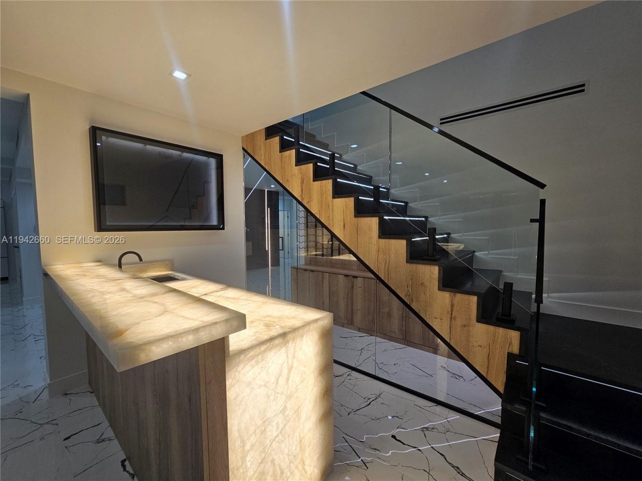 141 Grassy Rd , Key Largo, FL 33037 Photo