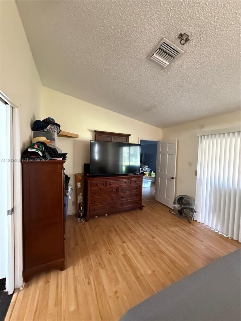 6190 Pine Tree Ln , Tamarac, FL 33319 Photo