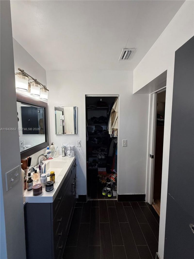 6190 Pine Tree Ln , Tamarac, FL 33319 Photo