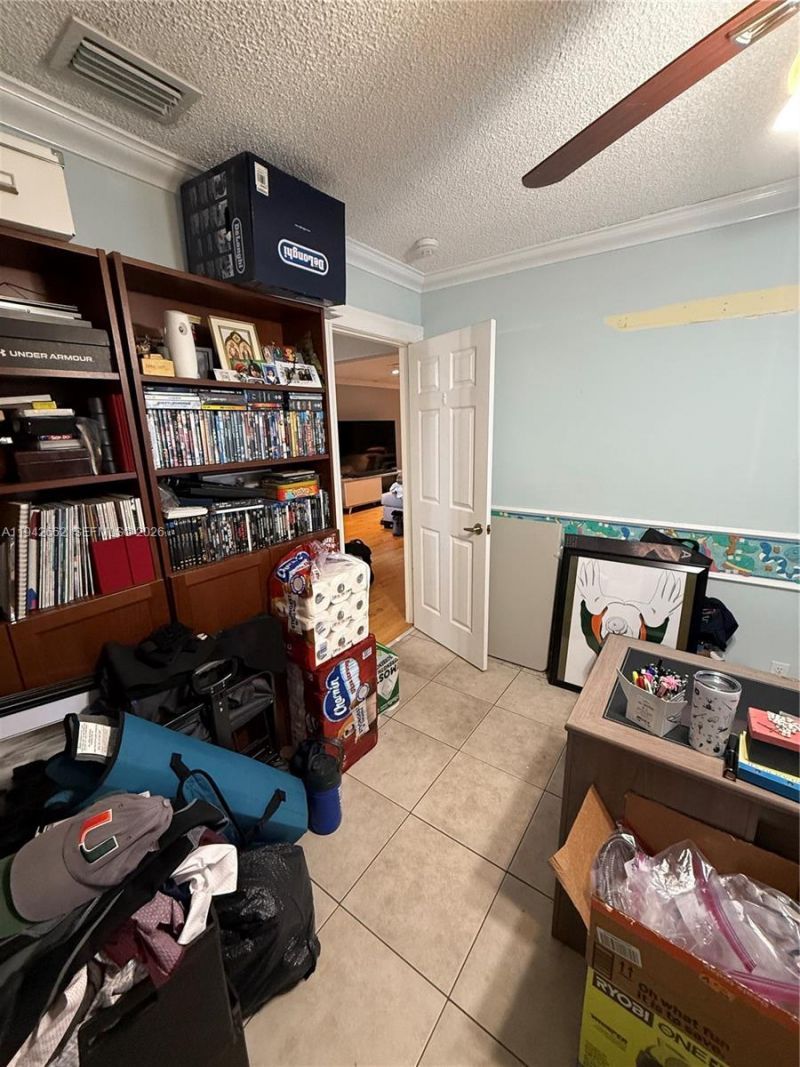 6190 Pine Tree Ln , Tamarac, FL 33319 Photo