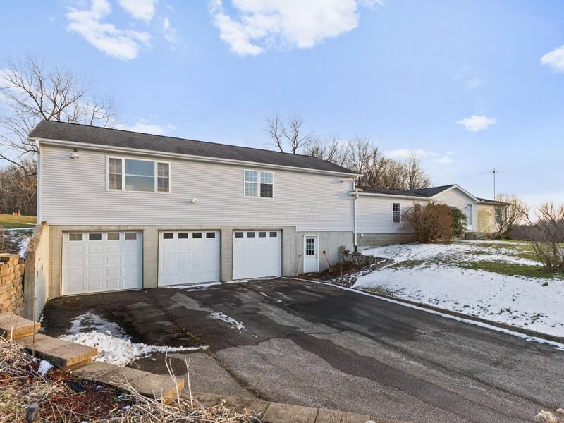 10370 Township Rd 57 NE, Roseville, OH 43777 Photo 4