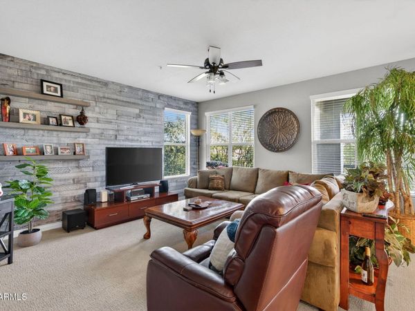 2425 W BRONCO BUTTE Trail, Unit 2020, Phoenix, AZ 85085