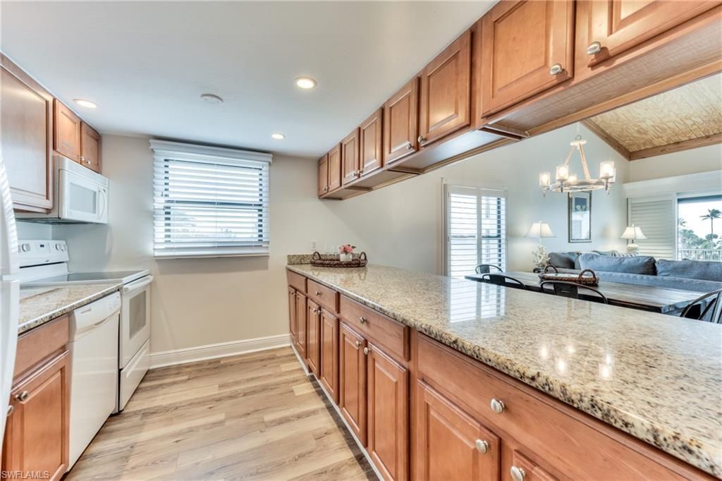 2121 Gulf Beach Villas, Captiva, FL 33924 Photo