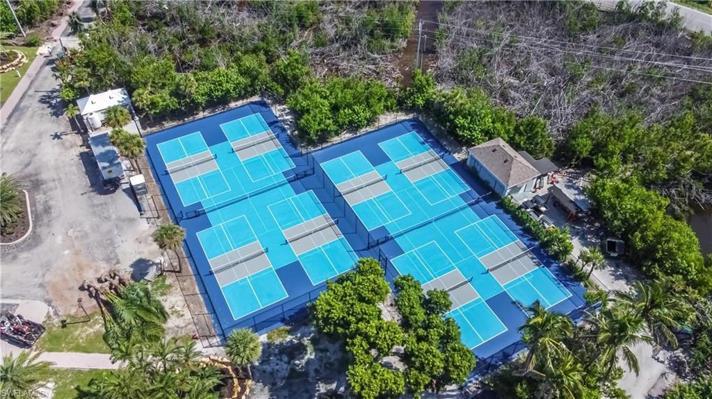 2121 Gulf Beach Villas, Captiva, FL 33924 Photo