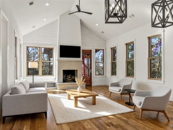 15340 Stonehedge Cliffs Road, Northport, AL 35475