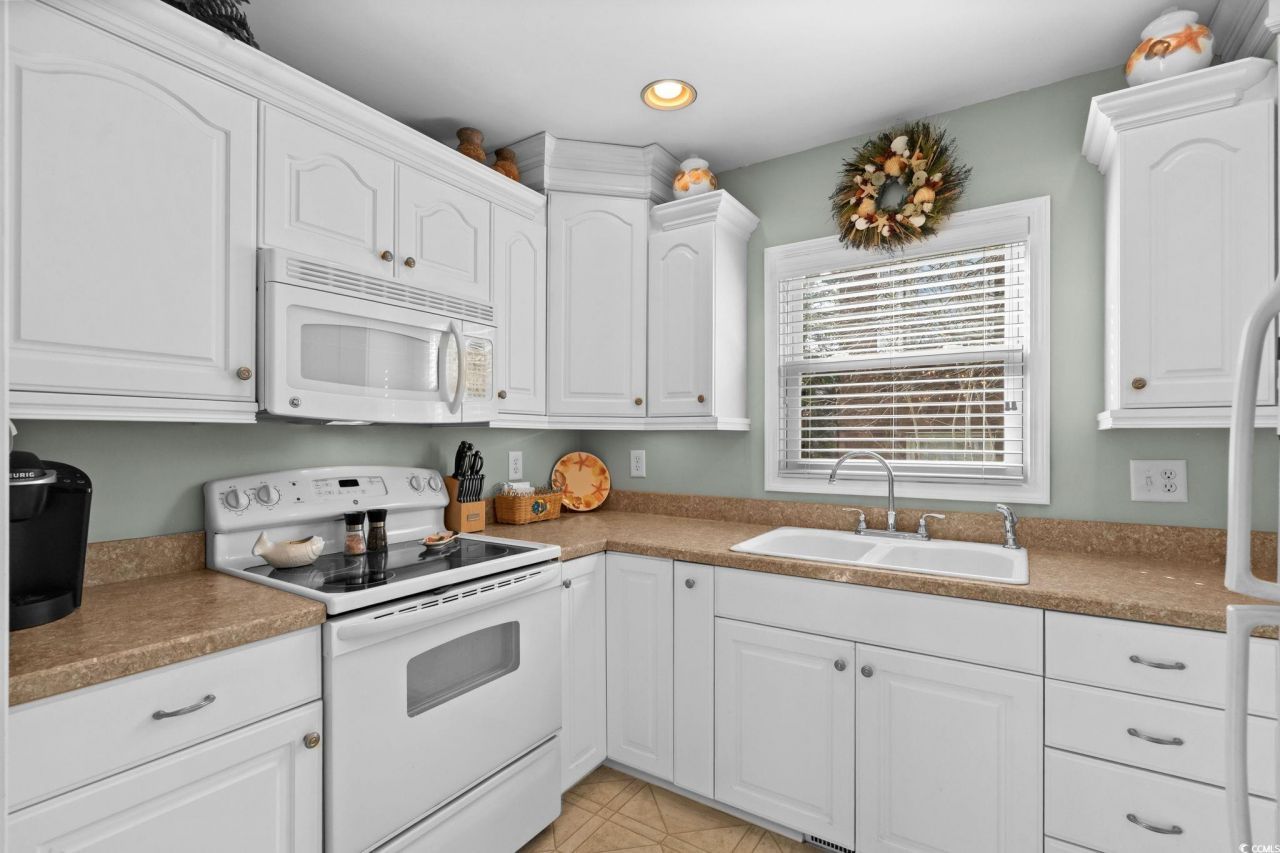 1705 Edge Dr. Photo 13