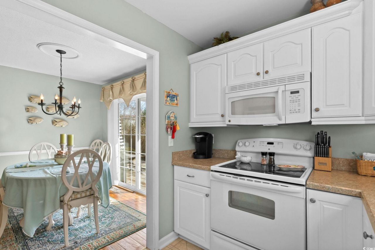 1705 Edge Dr. Photo 15