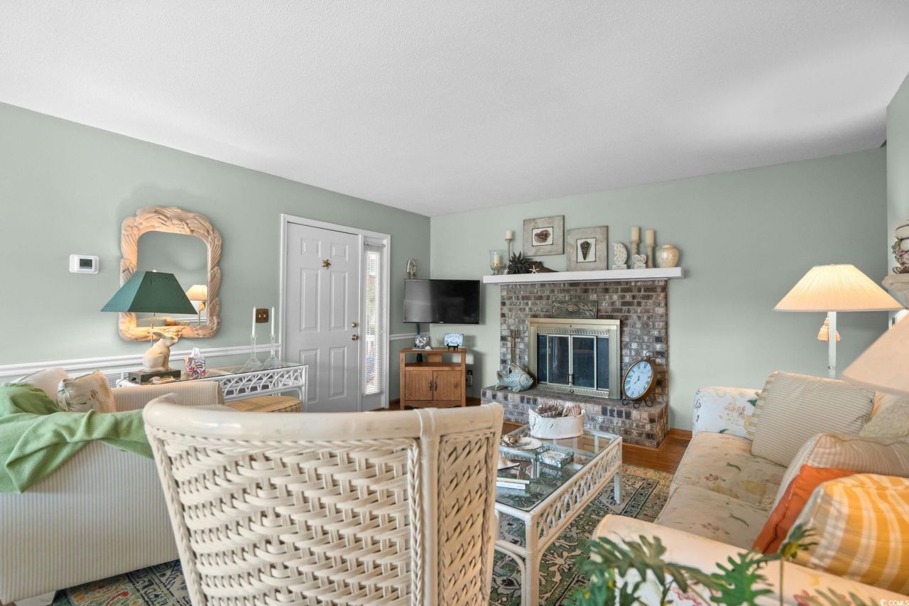 1705 Edge Dr. Photo 9