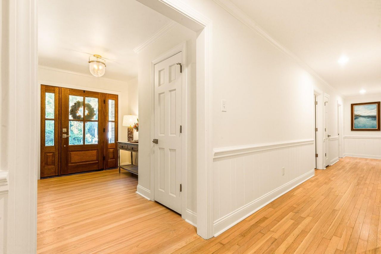 103 President Circle Photo 10