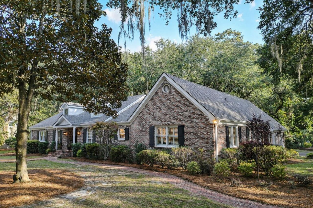 103 President Circle Photo 4