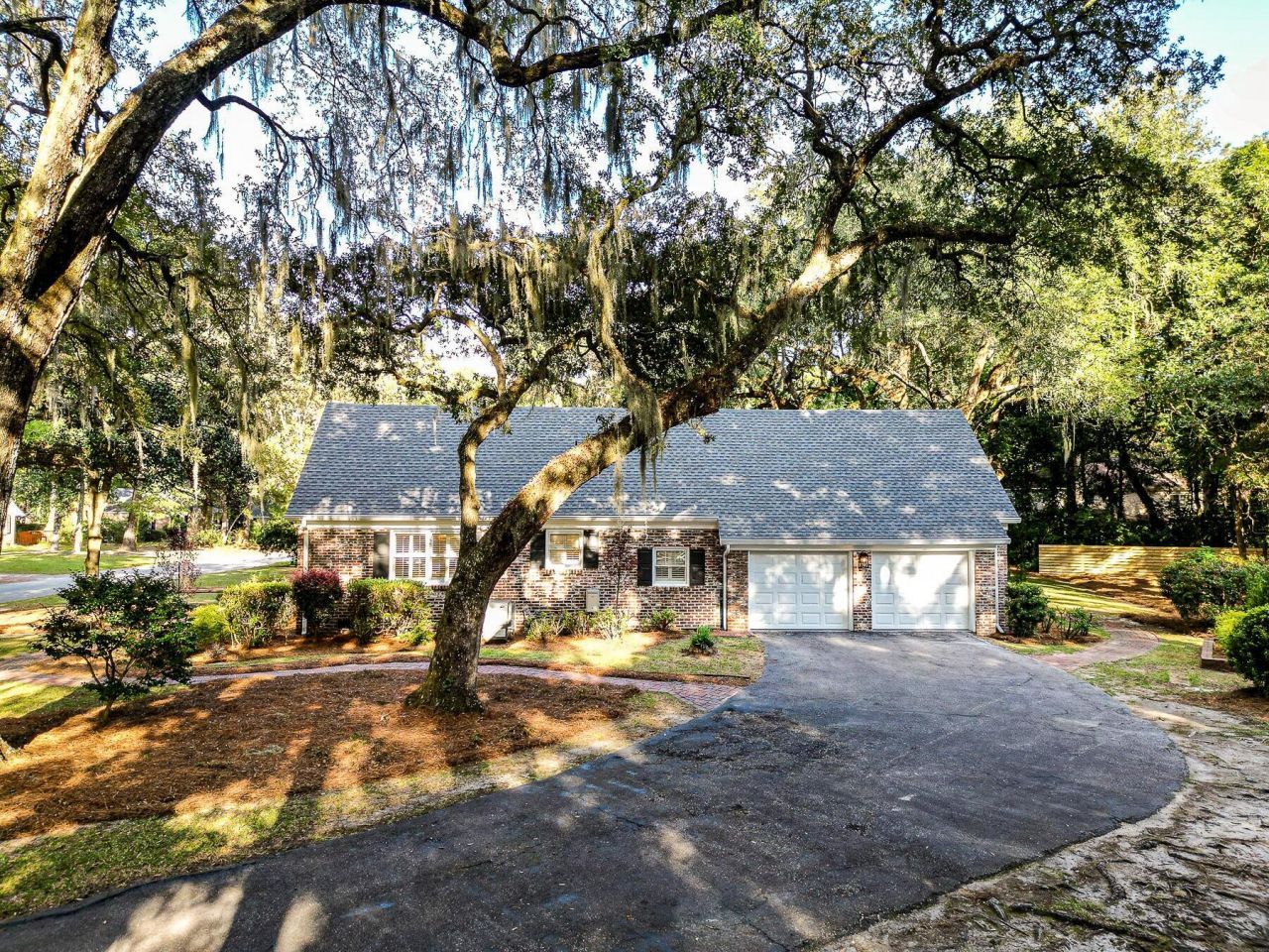 103 President Circle Photo 50