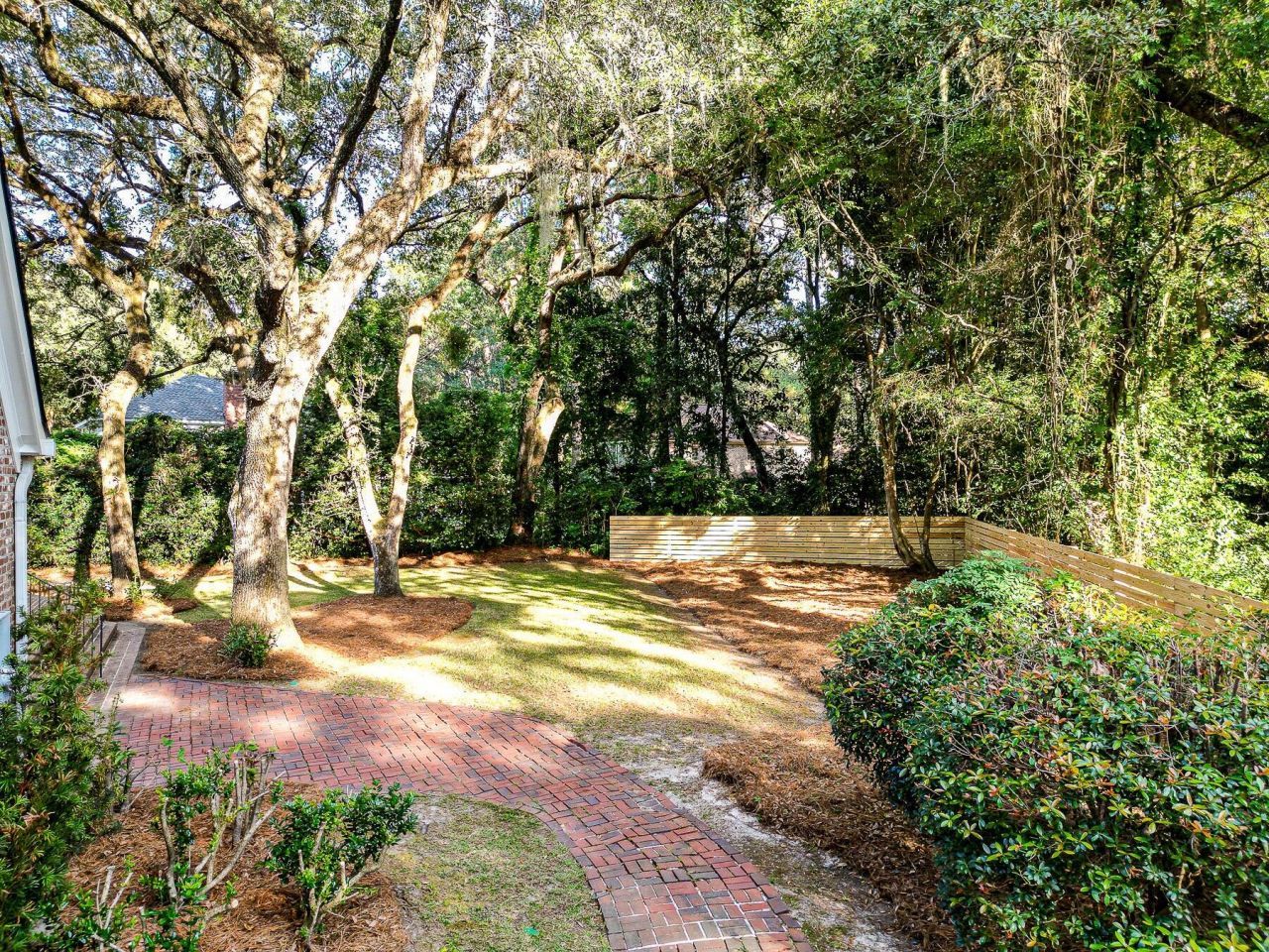 103 President Circle Photo 51