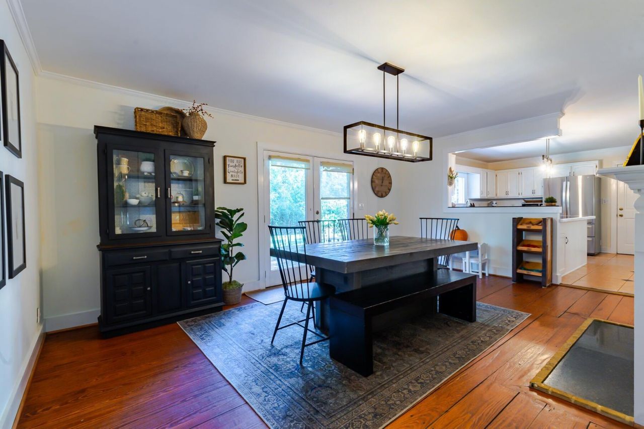 110 Carroll Court Photo 11