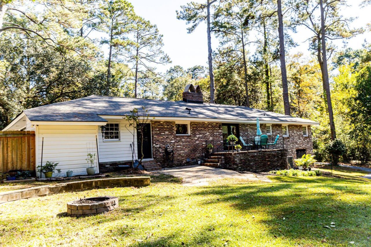 110 Carroll Court Photo 29