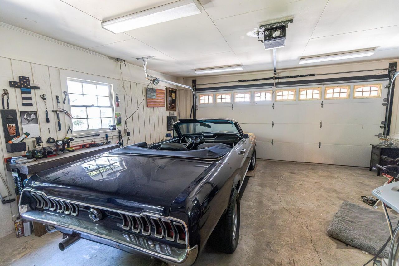 110 Carroll Court Photo 30