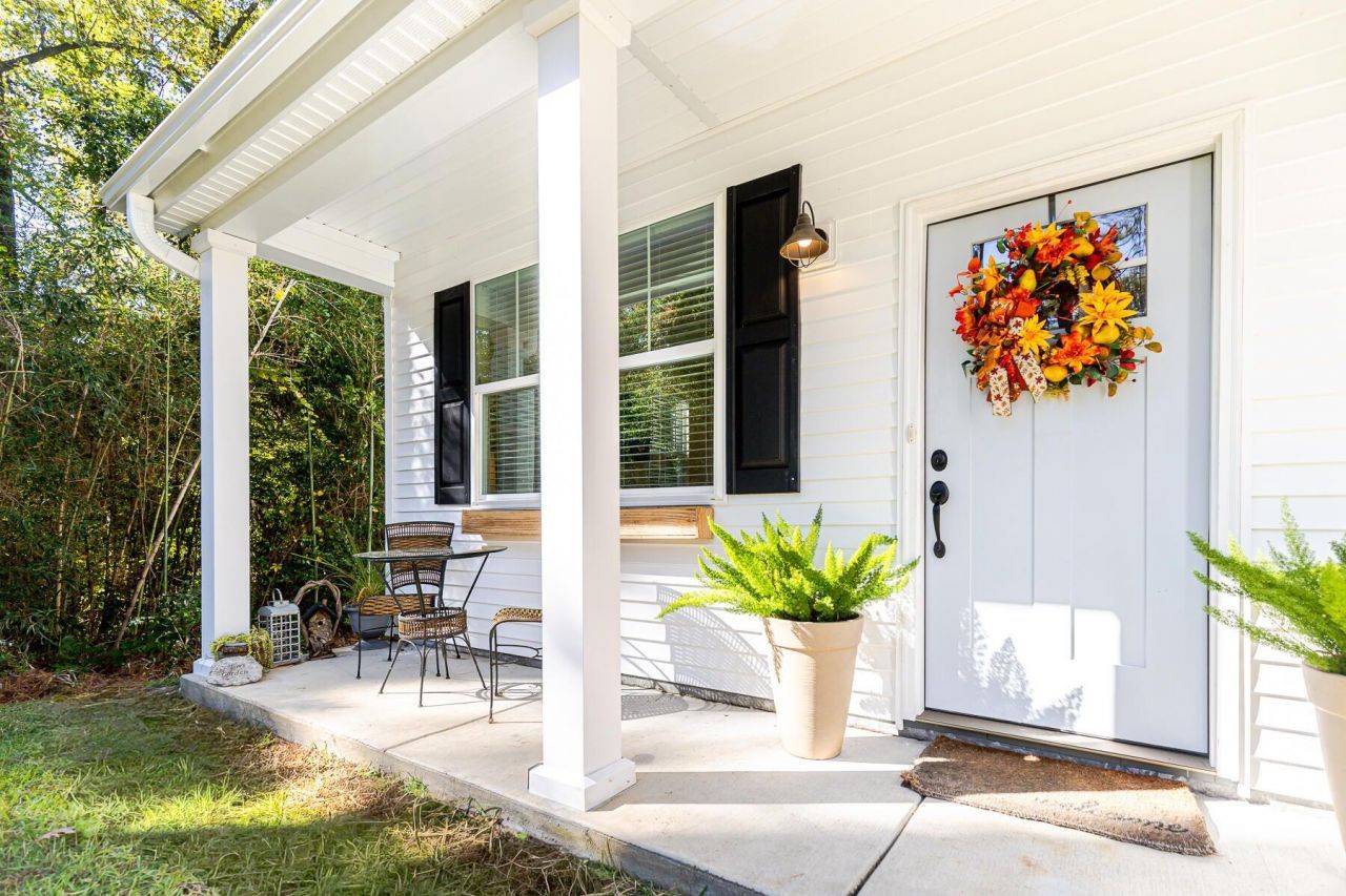 110 Carroll Court Photo 36