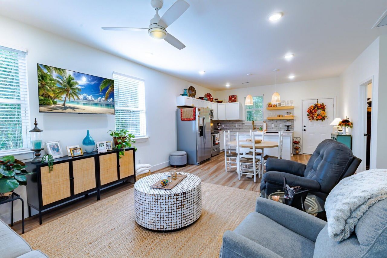 110 Carroll Court Photo 37