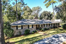 110 Carroll Court photo 4