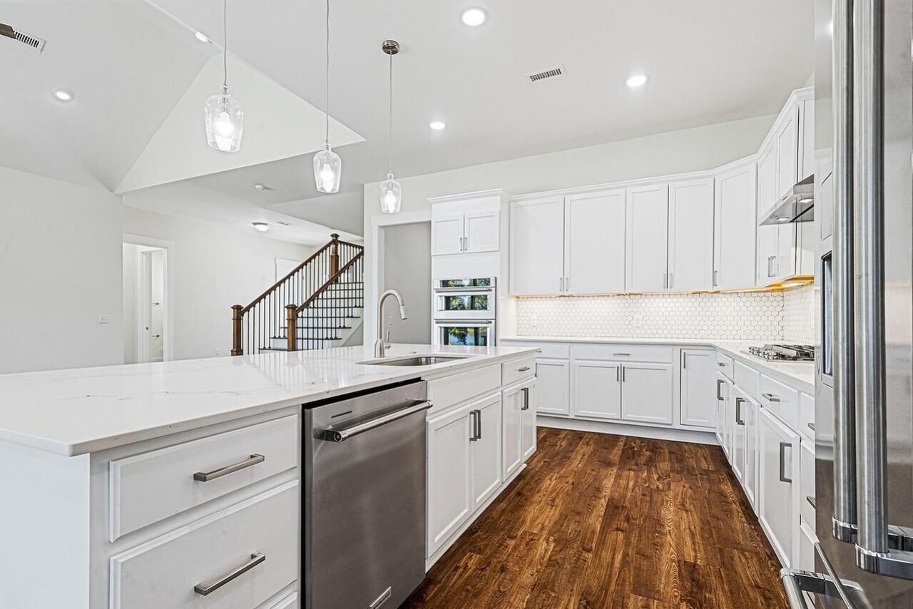 256 Plantation Drive Photo 12