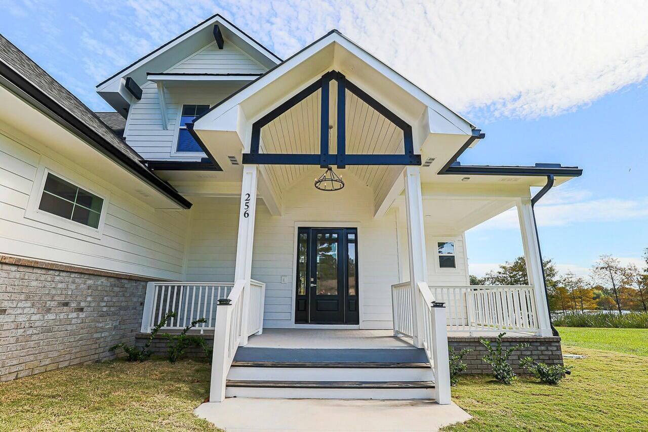 256 Plantation Drive Photo 5