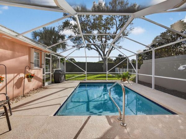 4238 Royal Oak Drive, Palm Beach Gardens, FL 33410