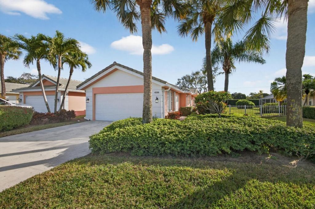 4238 Royal Oak Drive, Palm Beach Gardens, FL 33410 Photo