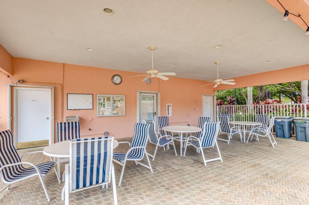 4238 Royal Oak Drive, Palm Beach Gardens, FL 33410 Photo