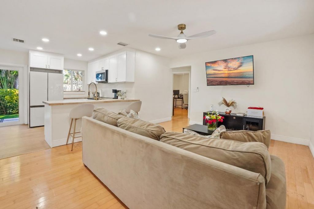 1401 NE 14th Street, Fort Lauderdale, FL 33304 Photo