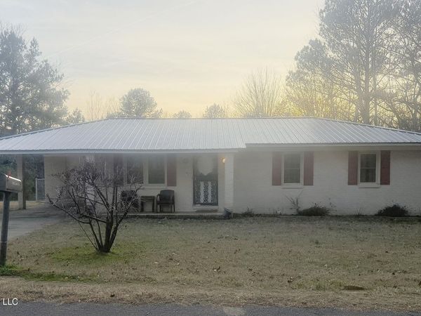 398 Lane Road, Potts Camp, MS 38659