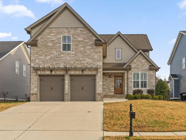 8975 Silver Maple Drive , Ooltewah, TN 37363