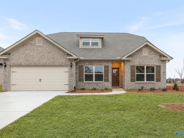 1304 Vermilion Circle, Huntsville, AL 35803