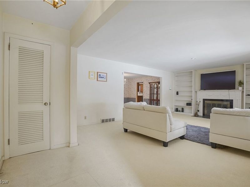 1123 Courtleigh Drive, Akron, OH 44313 Photo 11