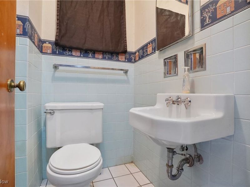 1123 Courtleigh Drive, Akron, OH 44313 Photo 38